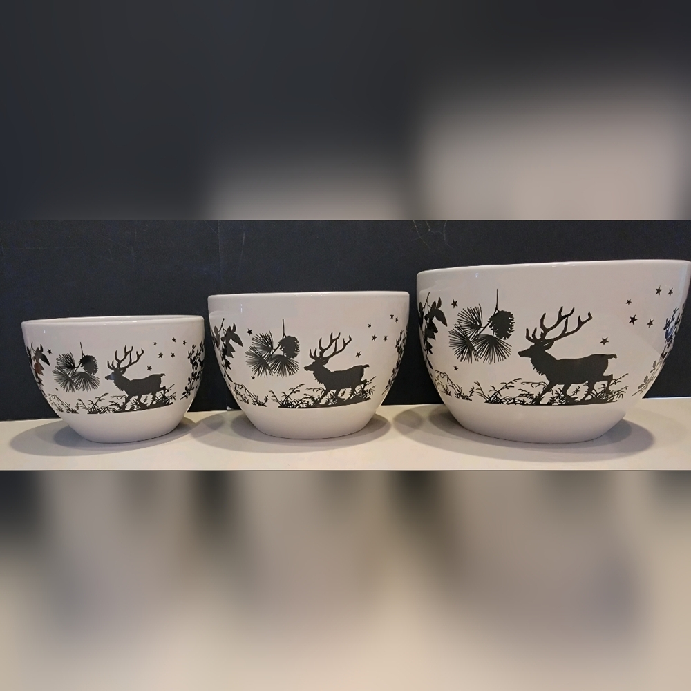Room Creative 2010 Holiday Silhouettes Reindeer 3 Nesting Bowls Black & White